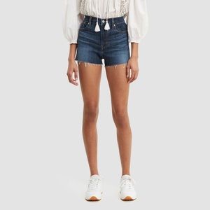 BNWT Levi’s High Waisted Denim Shorts 27